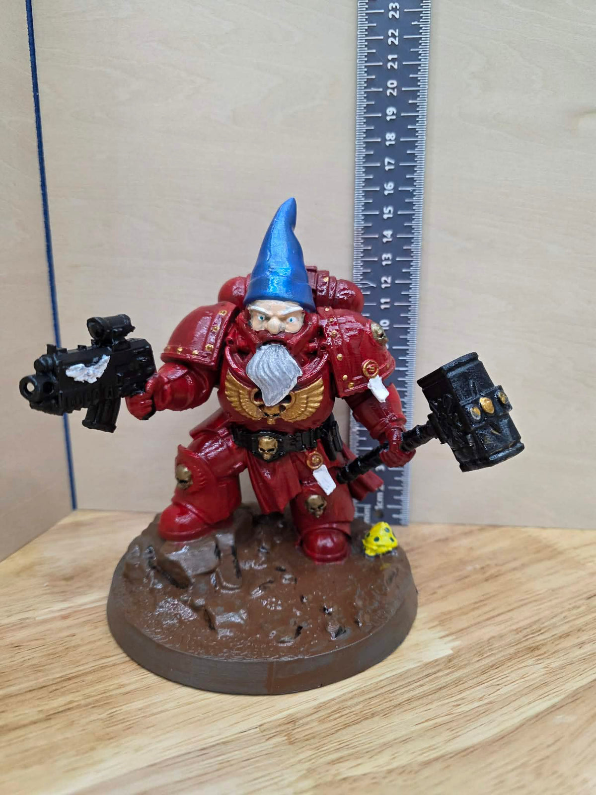 SMALL ARMORED SPACE MARINE GNOME WESTON
