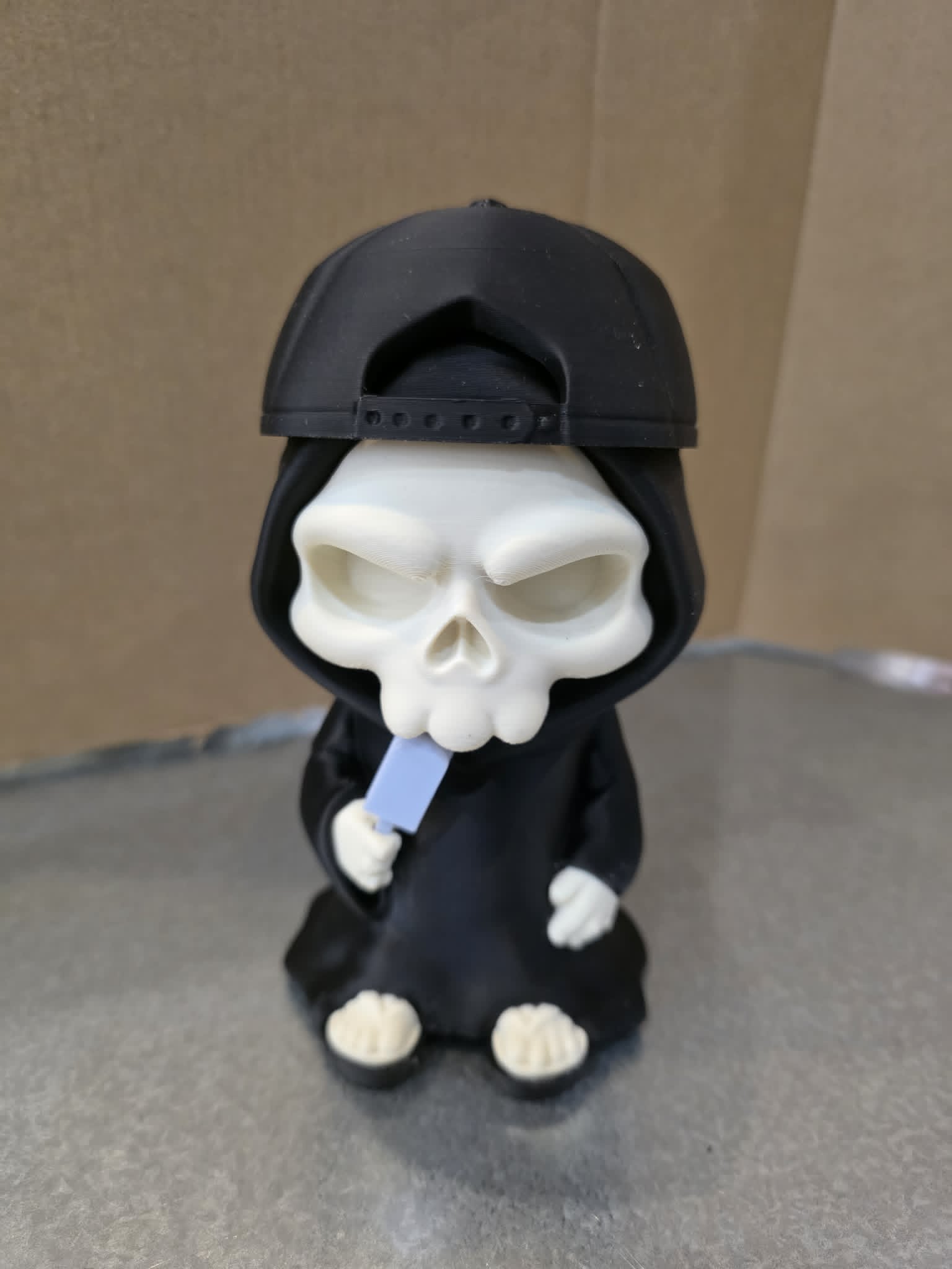manik skull guy